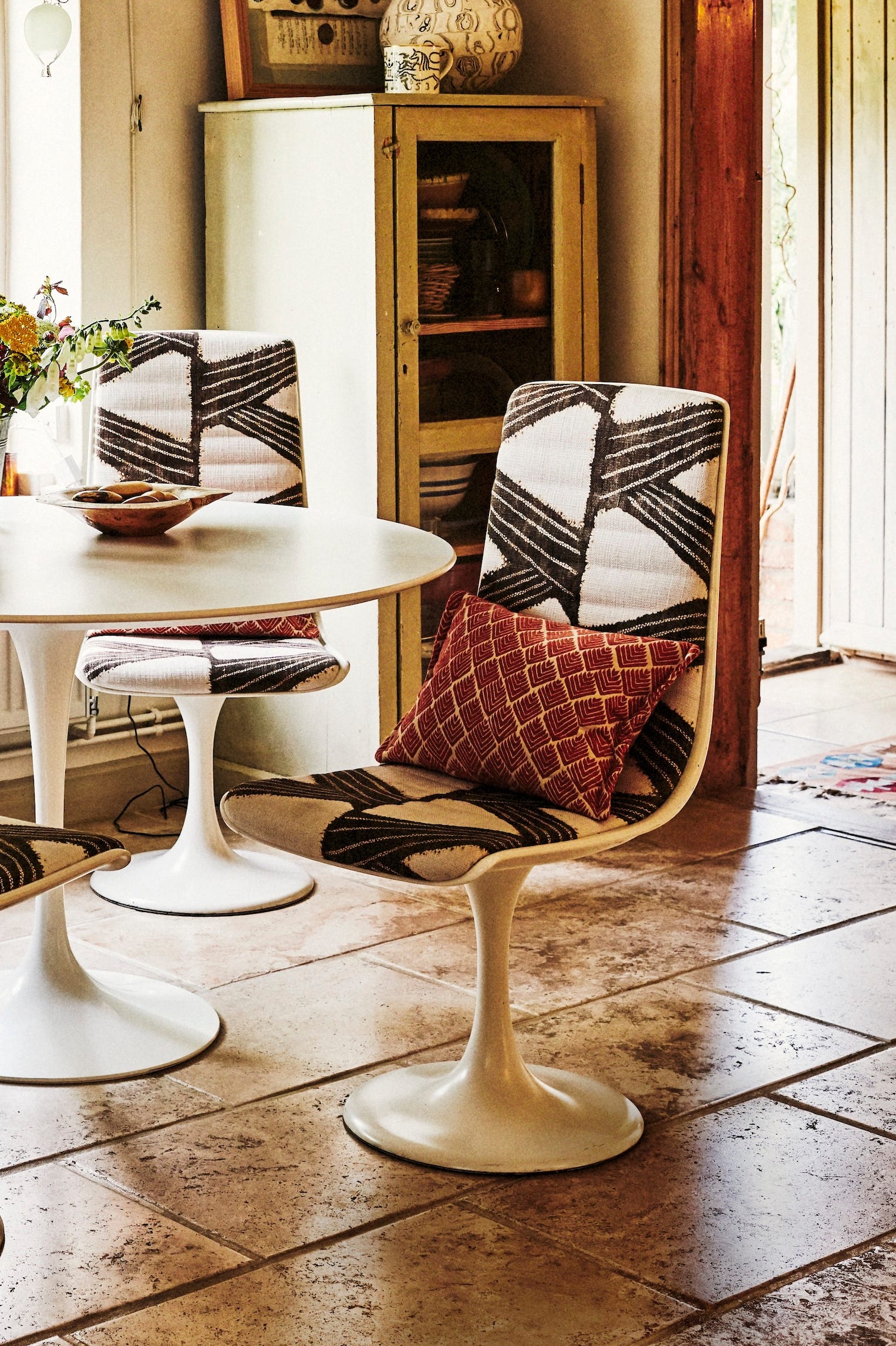 country home vintage dining nook
