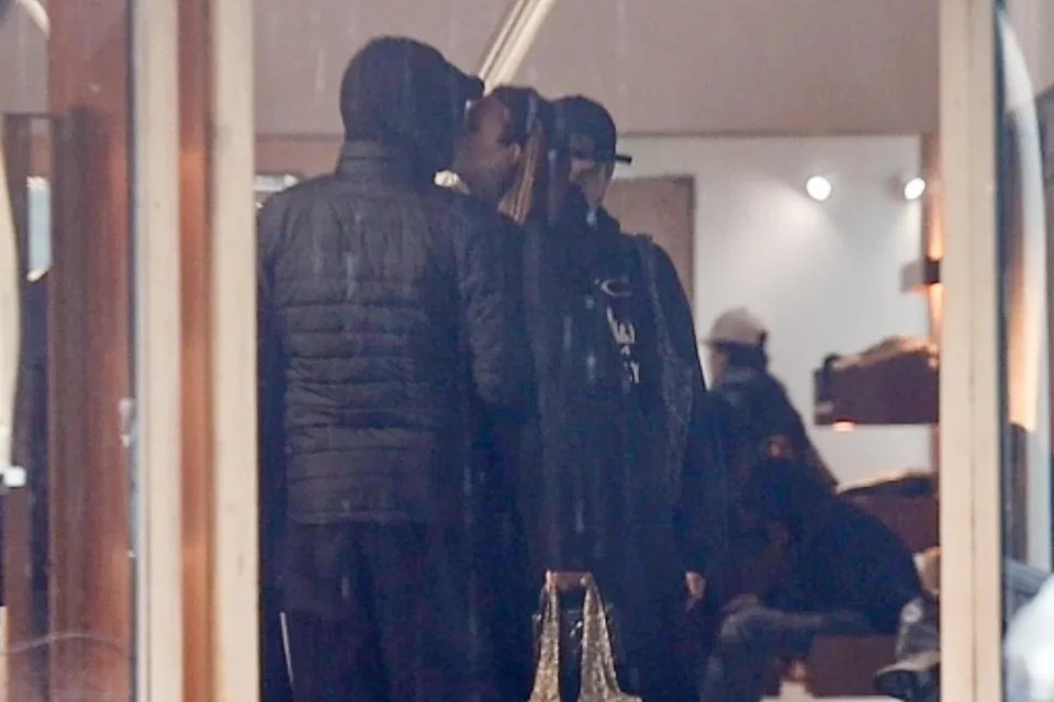 Leonardo DiCaprio and Vittoria Ceretti were spotted kissing while shopping on Melrose Place on Friday. SPOT / GAMR / BACKGRID