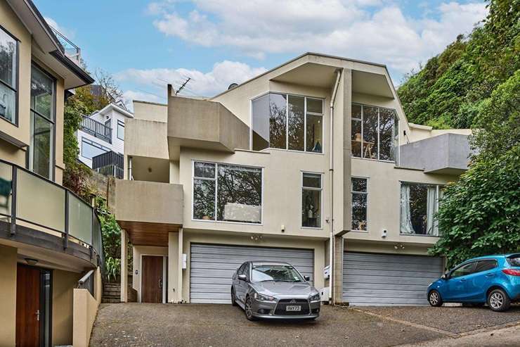 Art and Matilda Green were back in the headlines when they put their villa on the market, but other houses piqued buyer interest this year. Artwork / Beth Walsh