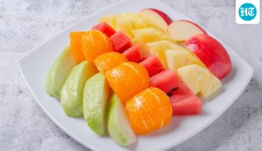 Fitness coach says you should daily eat this ₹10 fruit that even has protein: 'Almost double the fibre of other fruits'