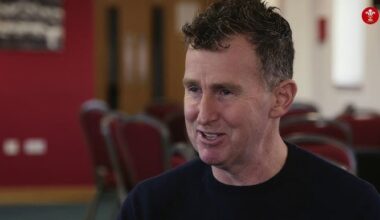 Nigel Owens names his greatest rugby captain ever — it’s not Kolisi or McCaw - Page 2 of 3