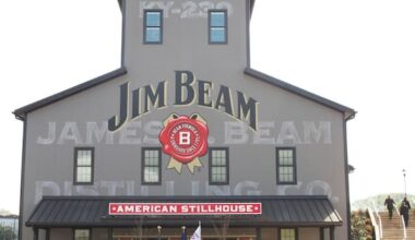 Cloudy future for bourbon has Jim Beam closing Kentucky distillery for a year