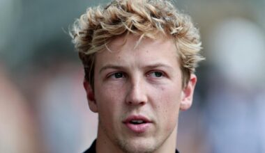 Team boss sees 'genius' in Lawson