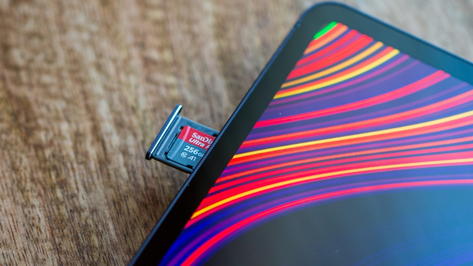 microSD Card with Galaxy Tab S8 Ultra