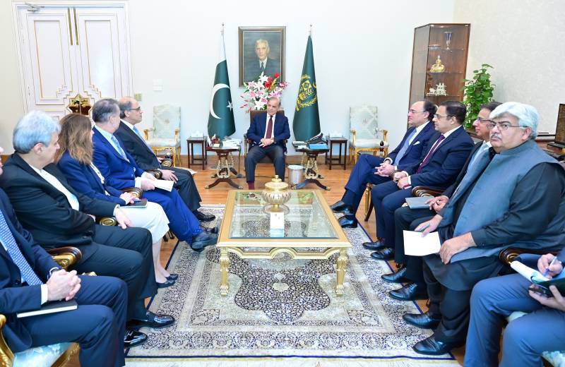 Pakistan's Prime Minister Shehbaz Sharif met with IMF officials on May 22, after which it was decided to privatize 24 government companies, including PIA.