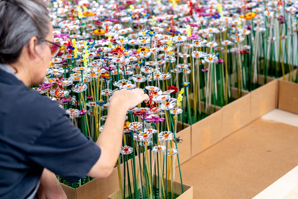 Reflecting Diverseness by studio mo man tai