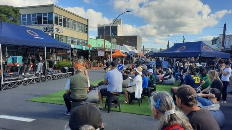 Rotorua Night Market on Tutanekai St.