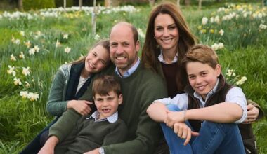 William and Catherine release annual Christmas portrait