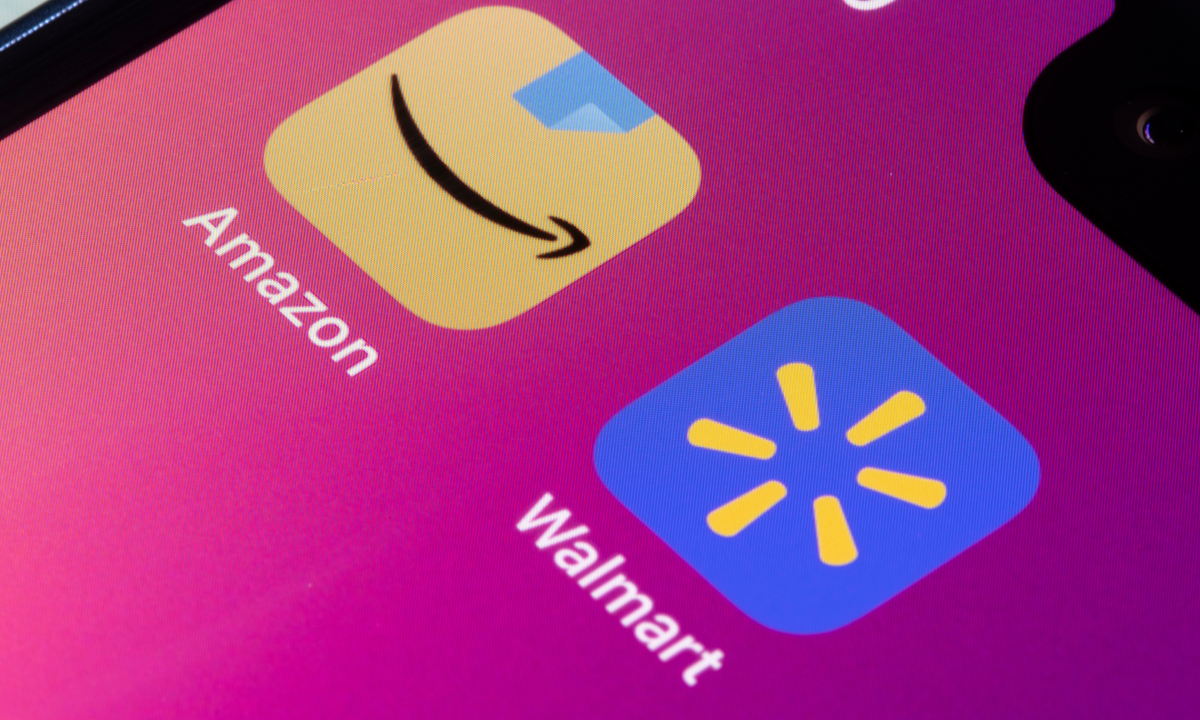 Walmart Joins Nasdaq as Amazon Competition Goes High-Tech