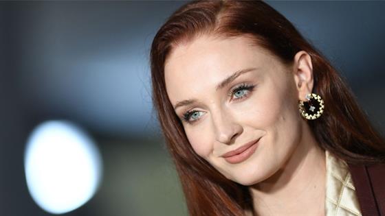 See Sophie Turner's Transformation as Lara Croft for Tomb Raider Series - E! News