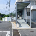 Clinic O / Takayuki Kuzushima and Associates - Exterior Photography, Concrete, Handrail