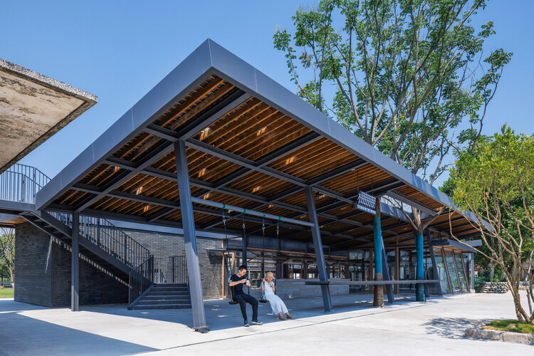 Pengpeng'er Bistro / UN-GROUP - Image 1 of 40