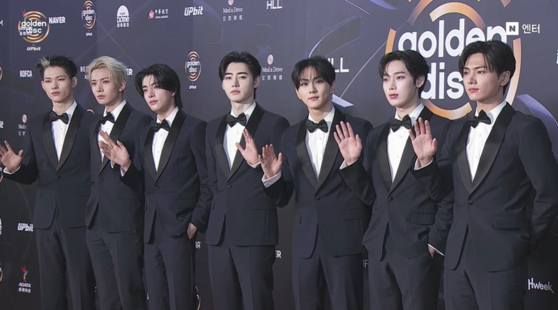 Enhypen on the red carpet of the 40th Golden Disc Awards taking place at the Taipei Dome in Taiwan [SCREEN CAPTURE]