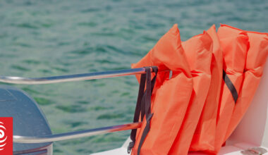 'Well prepared' boaties left stranded after breakdown off Fiordland coast