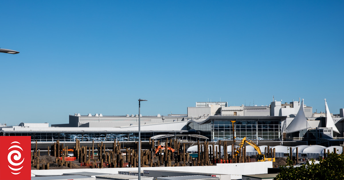 Woman charged with bringing 22kgs of meth into the country in her checked luggage