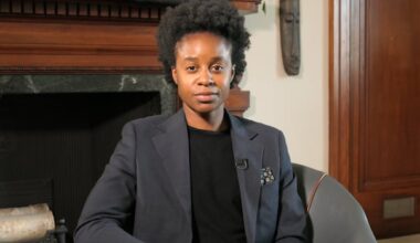 Manitoba cuts ties with dozens of private nursing agencies to curb reliance on the firms