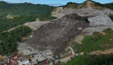 One dead, 38 trapped in Philippines garbage heap collapse