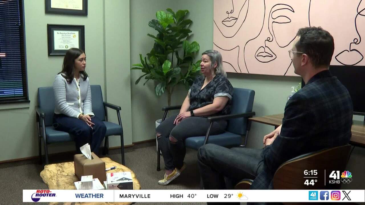 KSHB 41 reporter Elyse Schoenig talks to weight loss patient Kim Davis and her weight loss doctor, Matt Lindquist