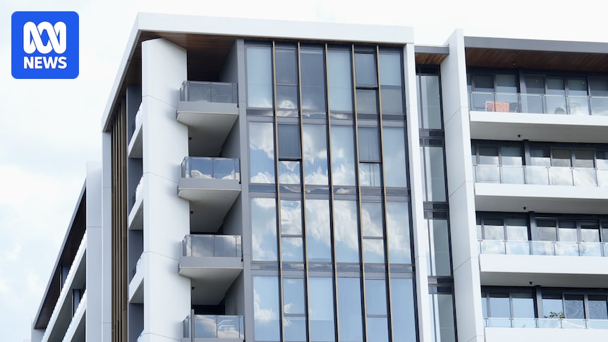 Large glazed windows a popular design flaw in Australian apartments, expert says