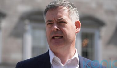 Ministers who fail to repay overpayments will lose pensions