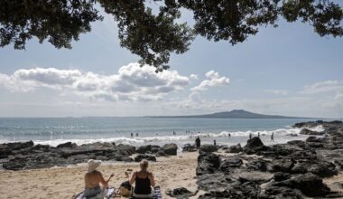MetService weekend forecast: Warm western centres, rain and thunder risk in north
