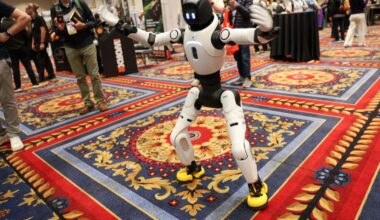 CES Top 12 Companies Redefining Personalization With Web3, AI, Robots