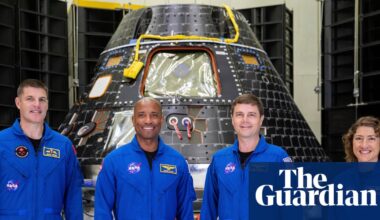 Nasa readies its most powerful rocket for round-the-moon flight | Science