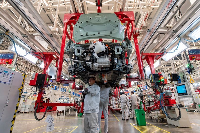 Workers assemble new-energy vehicles in Jinhua, Zhejiang province, on Jan. 13, 2026. Photo: Visual China