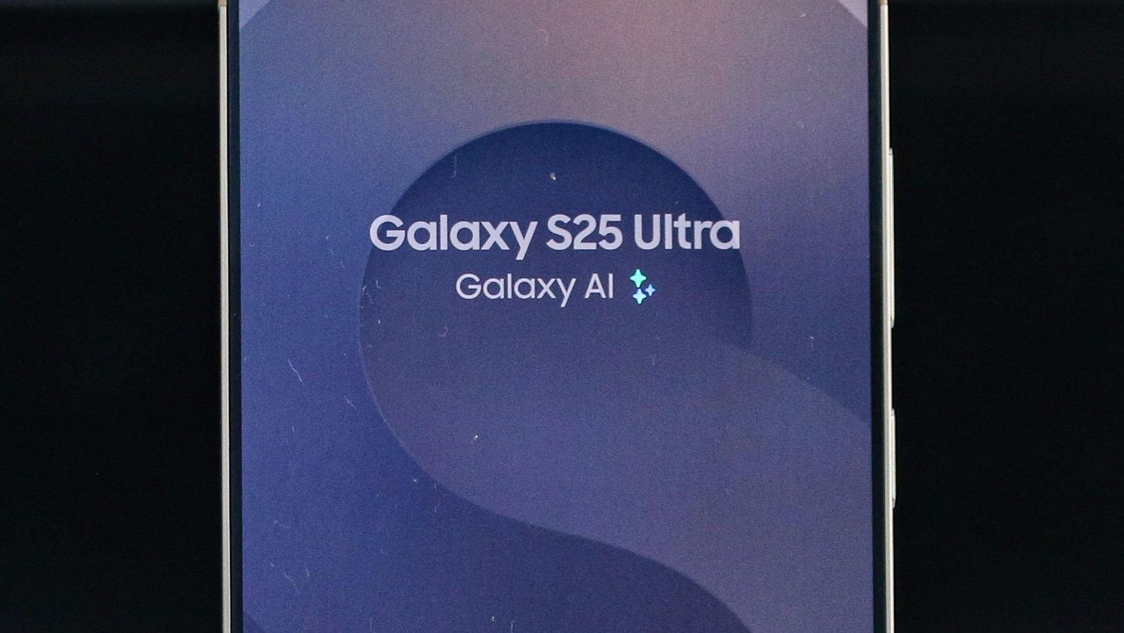 New Samsung Galaxy S26 Leak Details ‘Intriguing’ Upgrade