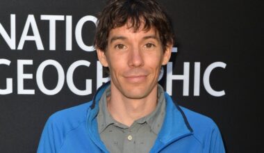 Alex Honnold says he’s being paid an ‘embarrassing amount’ for Tapei 101 climb
