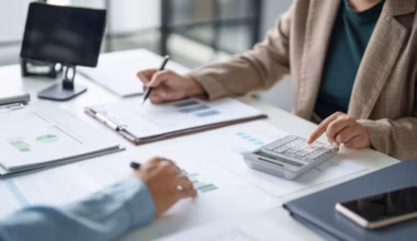 ‘I could have done without those 2 things.’ I used to like my adviser, but here’s what he did. Now I feel his 0.9% fee isn’t worth it and it’s a ‘little scary to leave him’