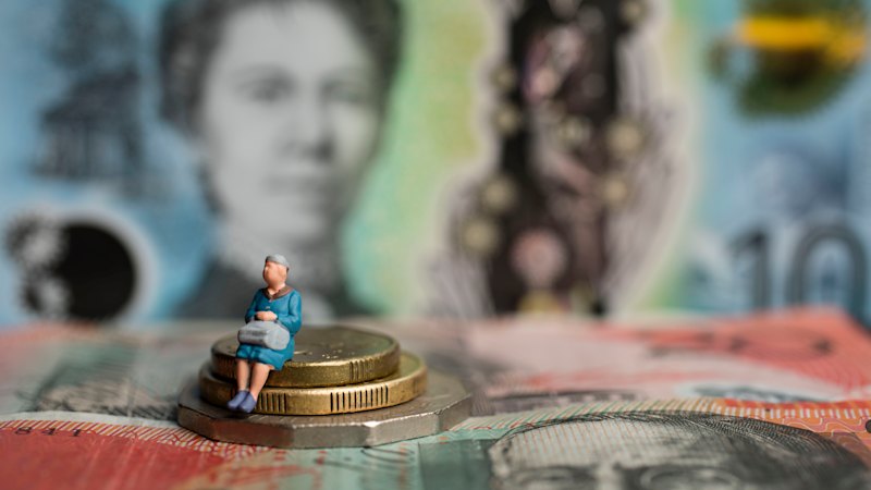 $5bn in incorrect payments revealed as seniors left waiting