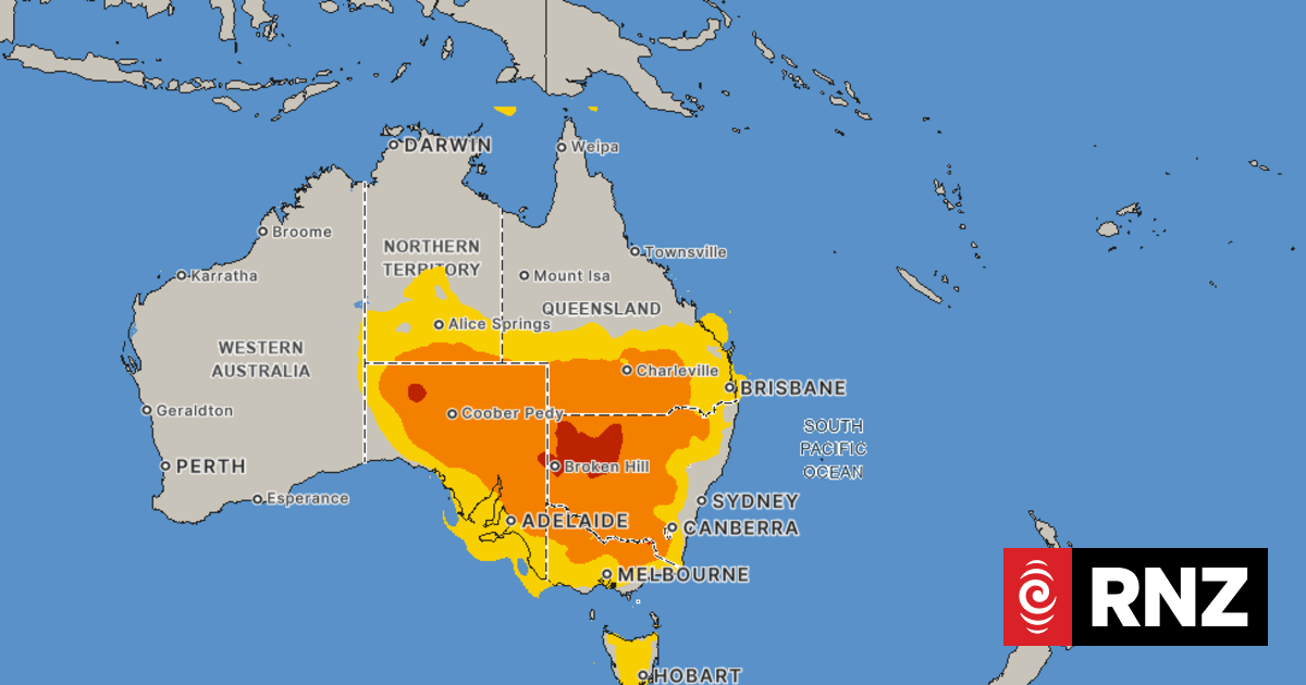 Record-breaking Australia heatwave fuels bushfires, cuts power to thousands
