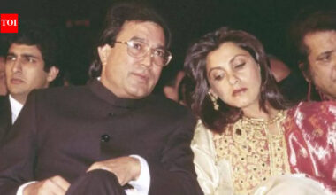 Rajesh Khanna yelled at God when he had seven flops, Dimple Kapadia came running: 'Success hit me, I couldn't take failure' | Hindi Movie News