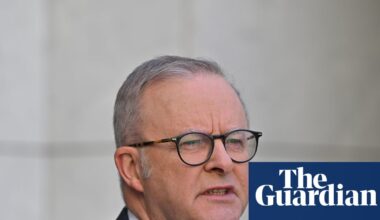 Albanese strikes $25bn deal with states to end hospital funding battle and agrees to delay autism program | Health