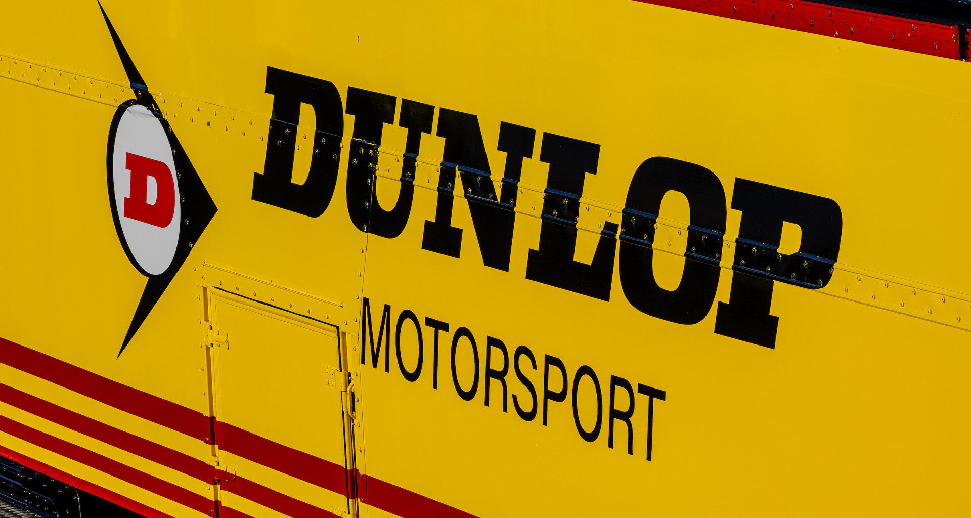 Supercars announces big new Dunlop control tyre supply deal