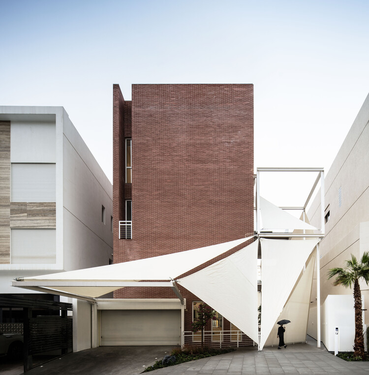 Shade House / Massive Order - Image 1 of 25