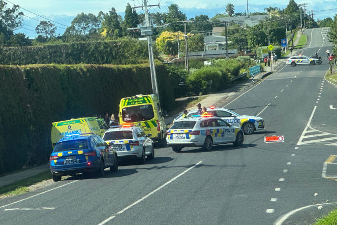 SunLive - Te Puna crash: Person flown to hospital