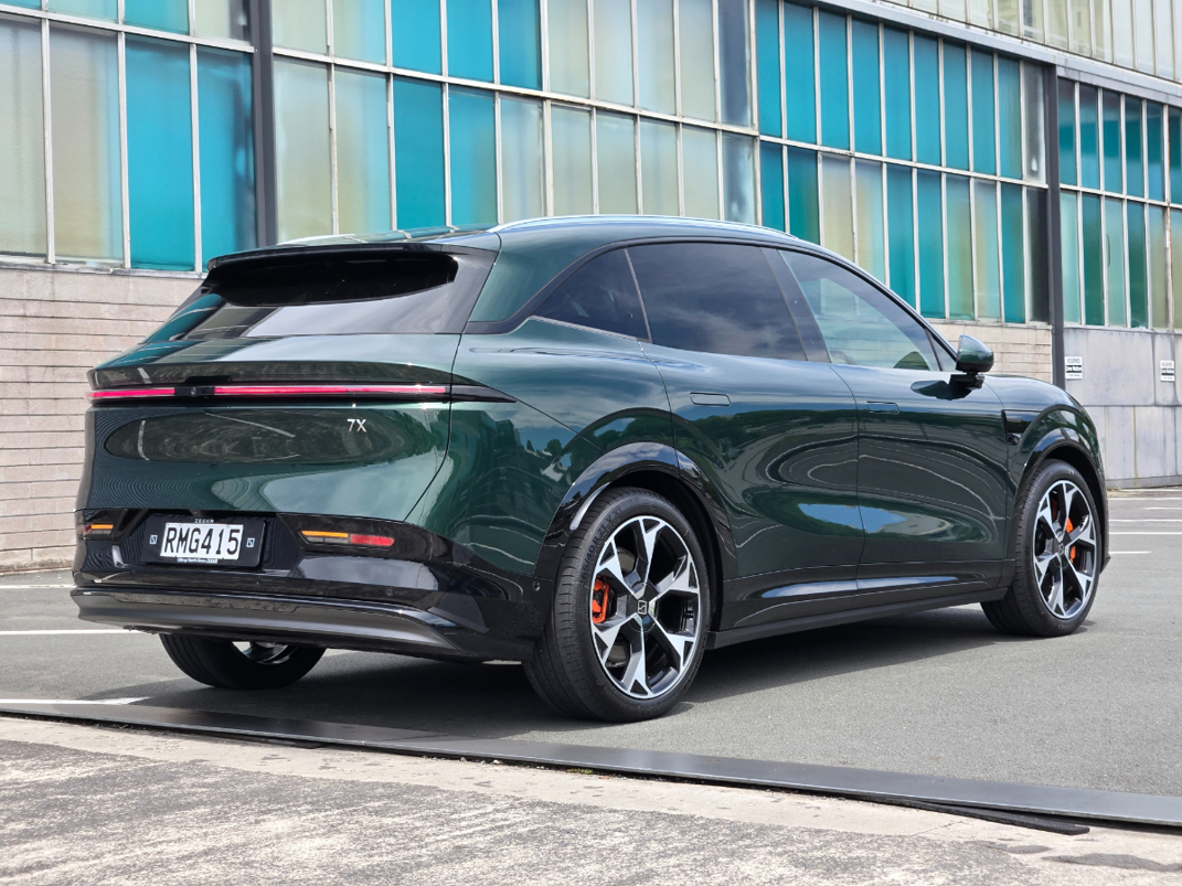 Zeekr 7X Performance.