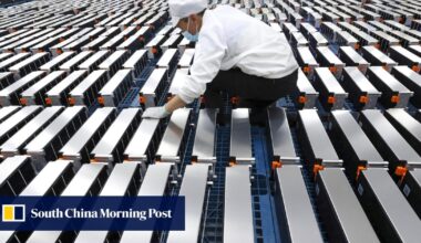 CO2 + H2O = cleaner recycling of dead lithium batteries?