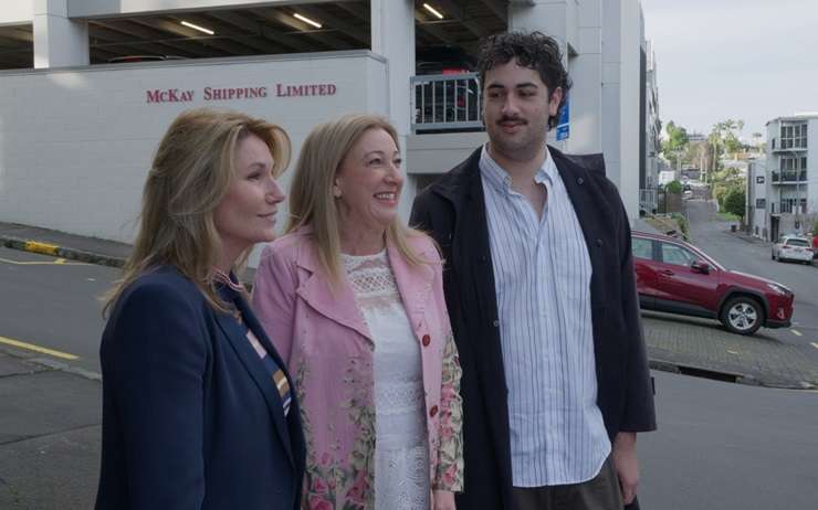 Former Kiwi Fern Kelly Maipi and her partner Phil Pirihi with agent Jayne Kiely. The couple were at the end of their tether when they applied to take part in the second season of AA Insurance Location Location Location NZ. Photo / Supplied