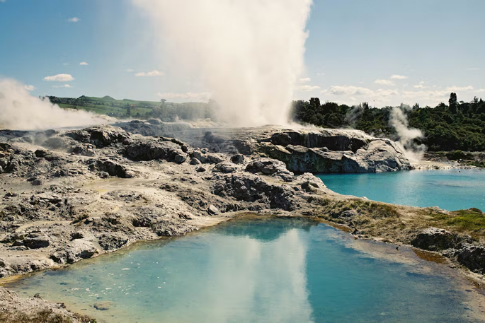 SunLive - Man dies in geothermal area in Rotorua