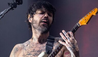 Biffy Clyro review — heavy rock with a heartfelt hug