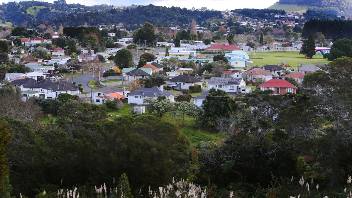 Whangārei store worker allegedly assaulted in Jack St robbery