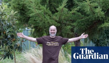 ‘I’ve never watered it’: how an Australian groundskeeper achieved the world’s ugliest lawn | Environment