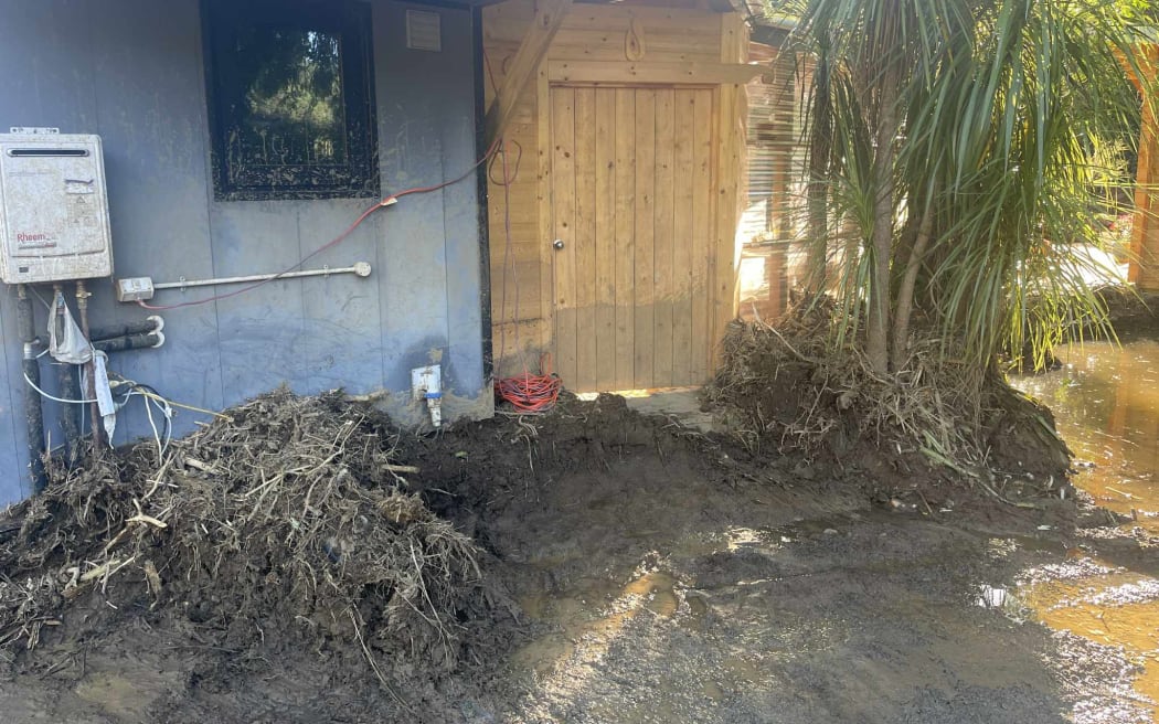 Te Araroa weather - Philippa Wright's property