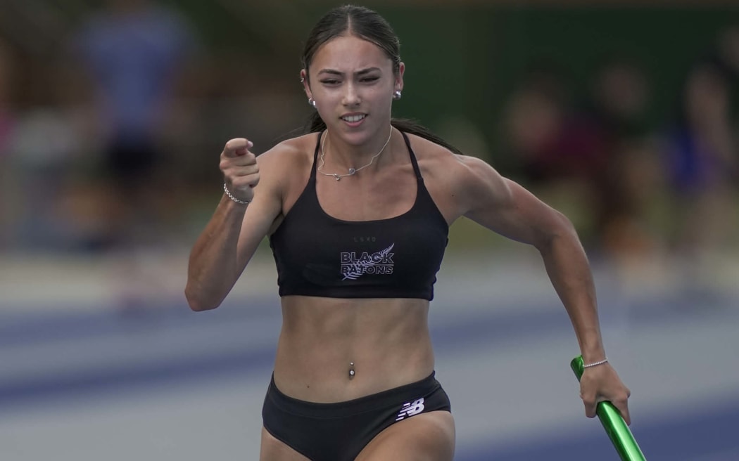 Promising sprinter Kendra Scally Tu'i in action at the Gold Coast relay camp.