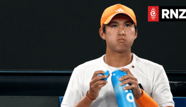 Temperatures soar at Australian Open