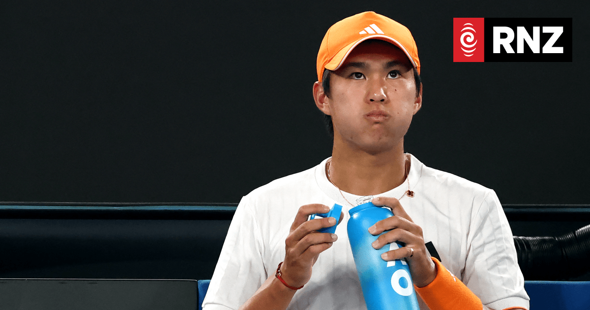 Temperatures soar at Australian Open