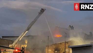 'Significant smoke' coming from building fire in Auckland's Onehunga